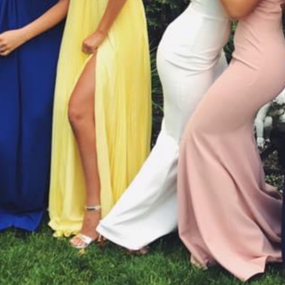 STEVE MADDEN SILVER HEELS - Picture 4 of 4